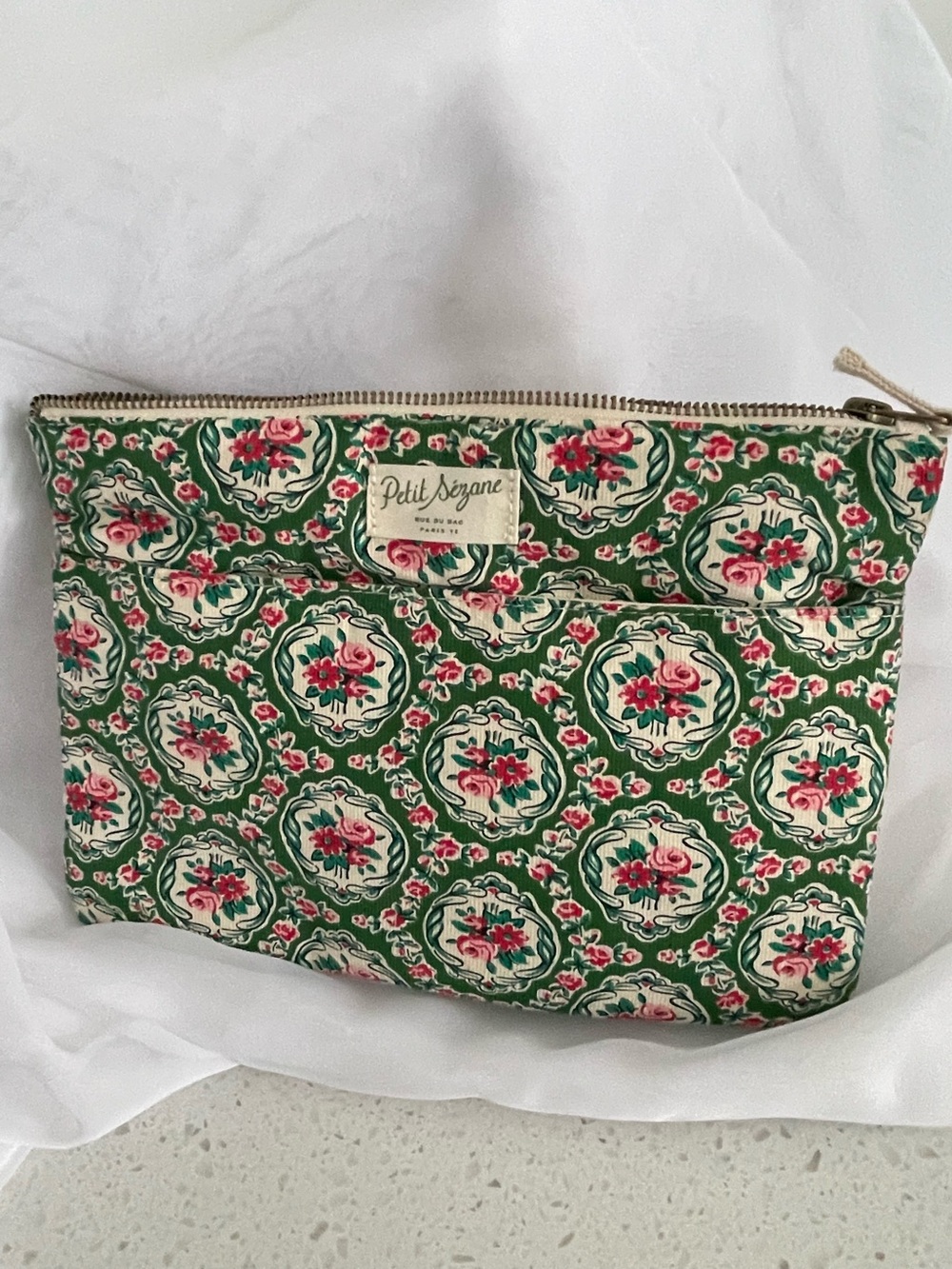 Petit Sézane Flat Green Floral Zip Pouch
